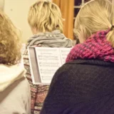 Chorsängerinnen Evangelisches Christentum lebt im Lied und in der Musik so sehr wie im Wort der Bibel. Marian Nestmann / fundus-medien.de