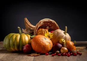 festive-cornucopia-assortment-with-delicious-foods.jpg | Foto: freepik